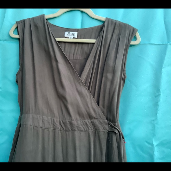 Jumpsuit - Picture 3 of 11